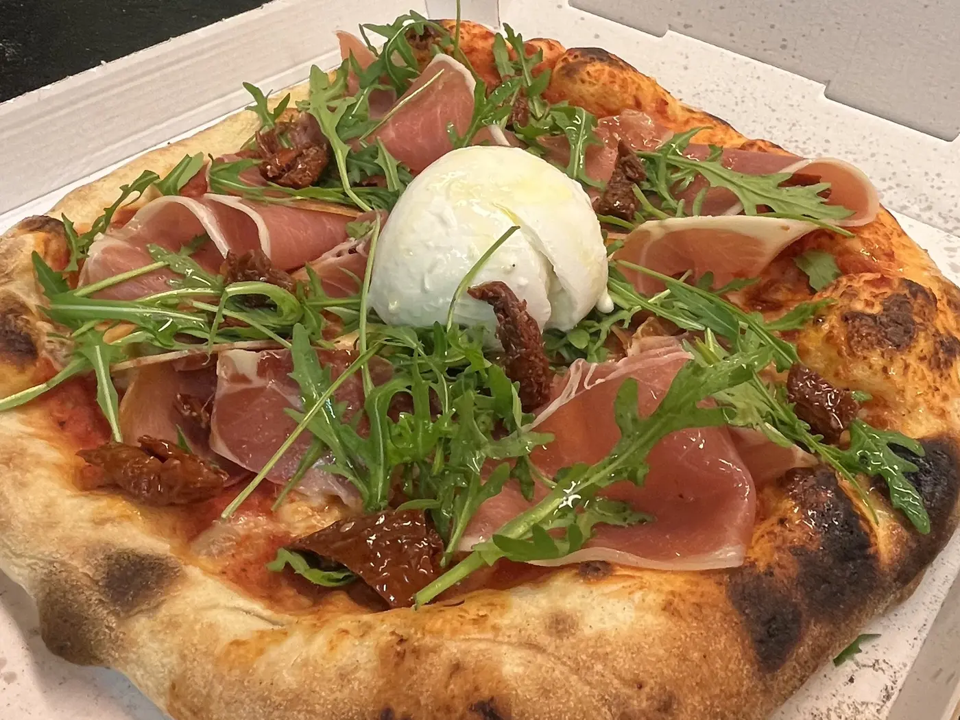 Pizza burrata et roquette Pizza King